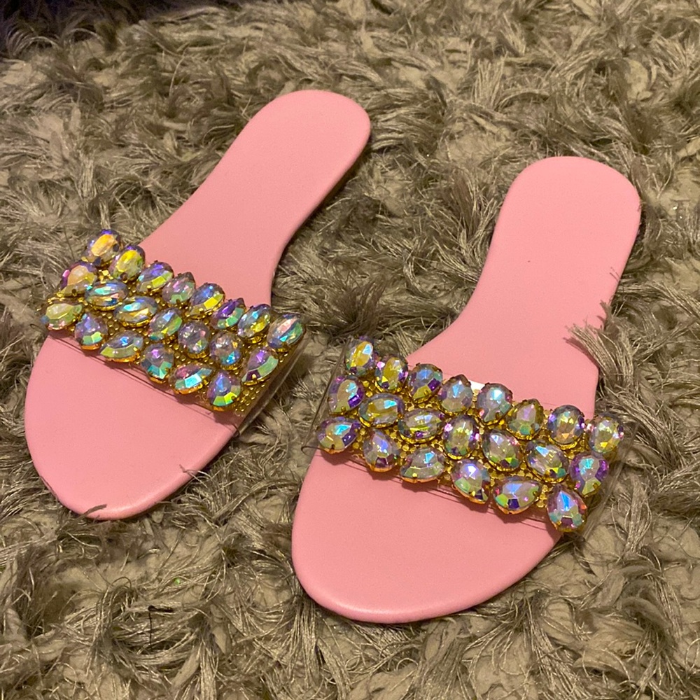 sandals/slippers